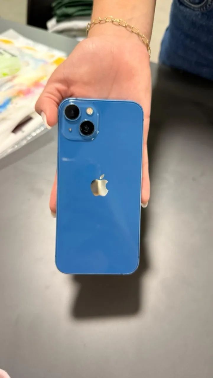 iPhone 13 