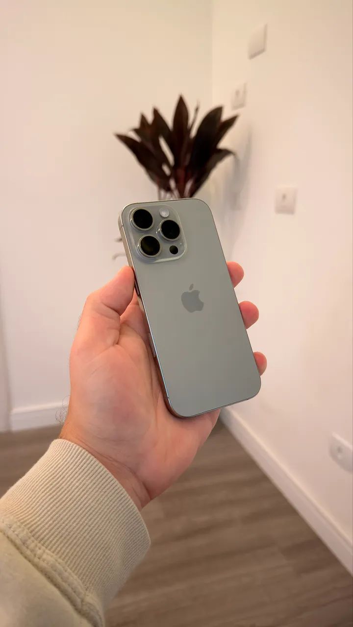 iPhone 16 Pro 128gb Natural  - Foto 2