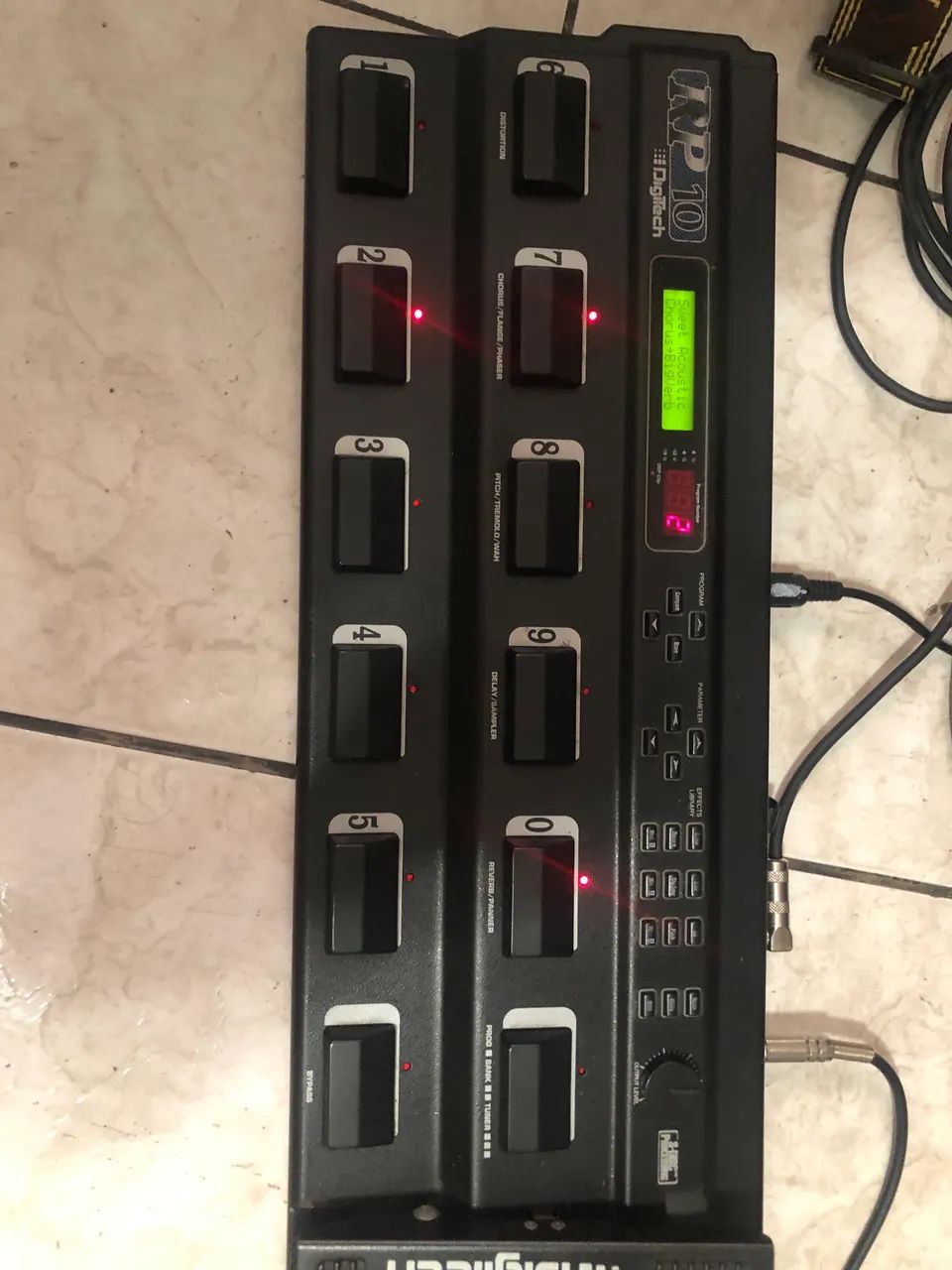 Pedaleira de guitarra RP10 Digitech  - Foto 5