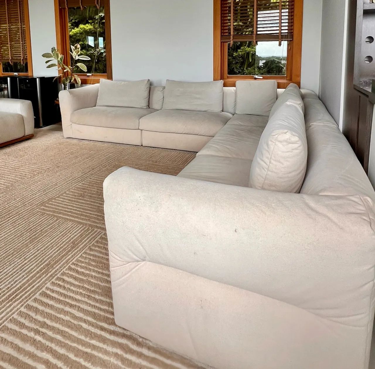 Solfá modular em L - suede bege claro  - Foto 5