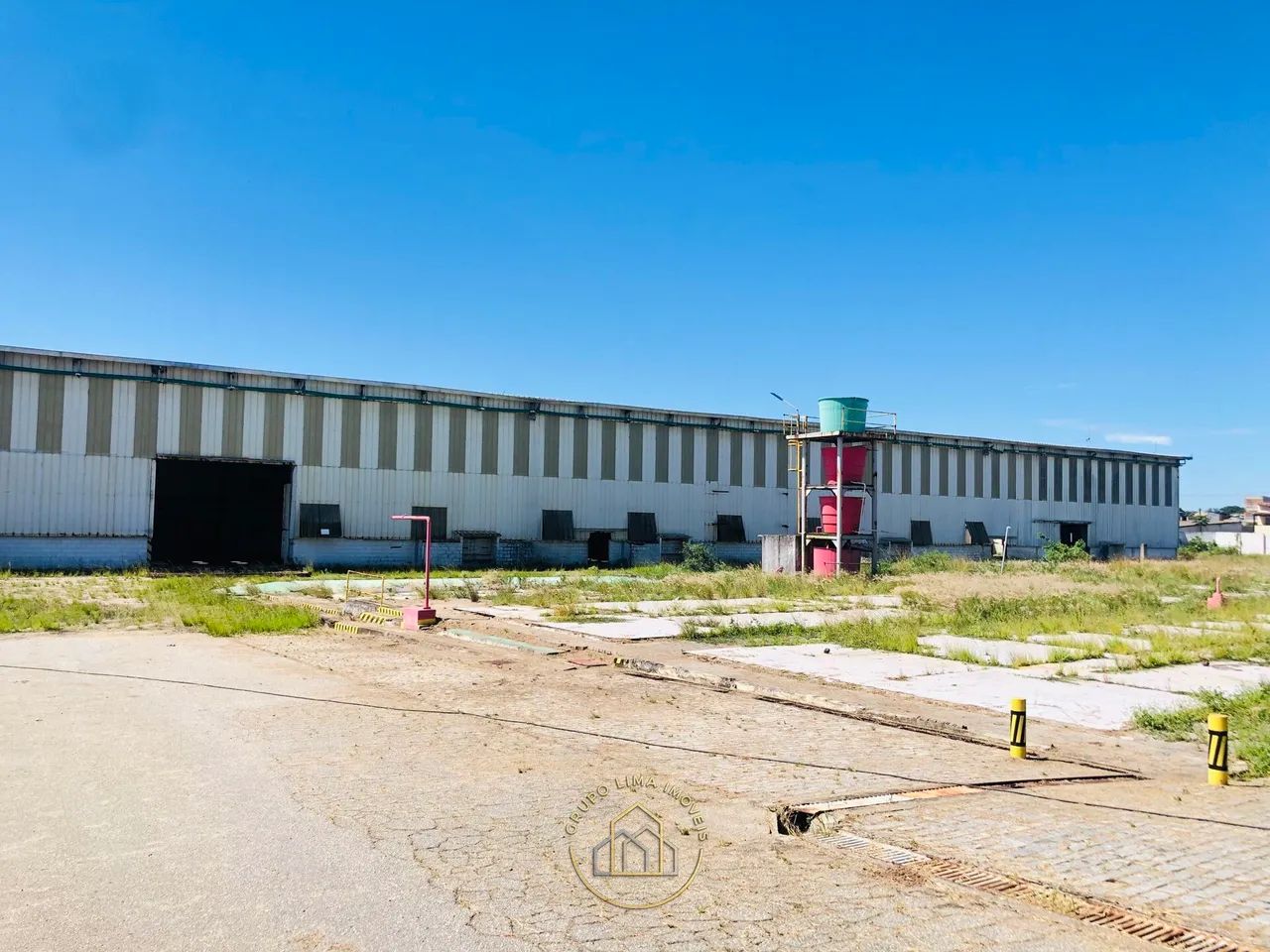 Pavilhão/Galpão Industrial em Parque Aeroporto, Macaé/RJ