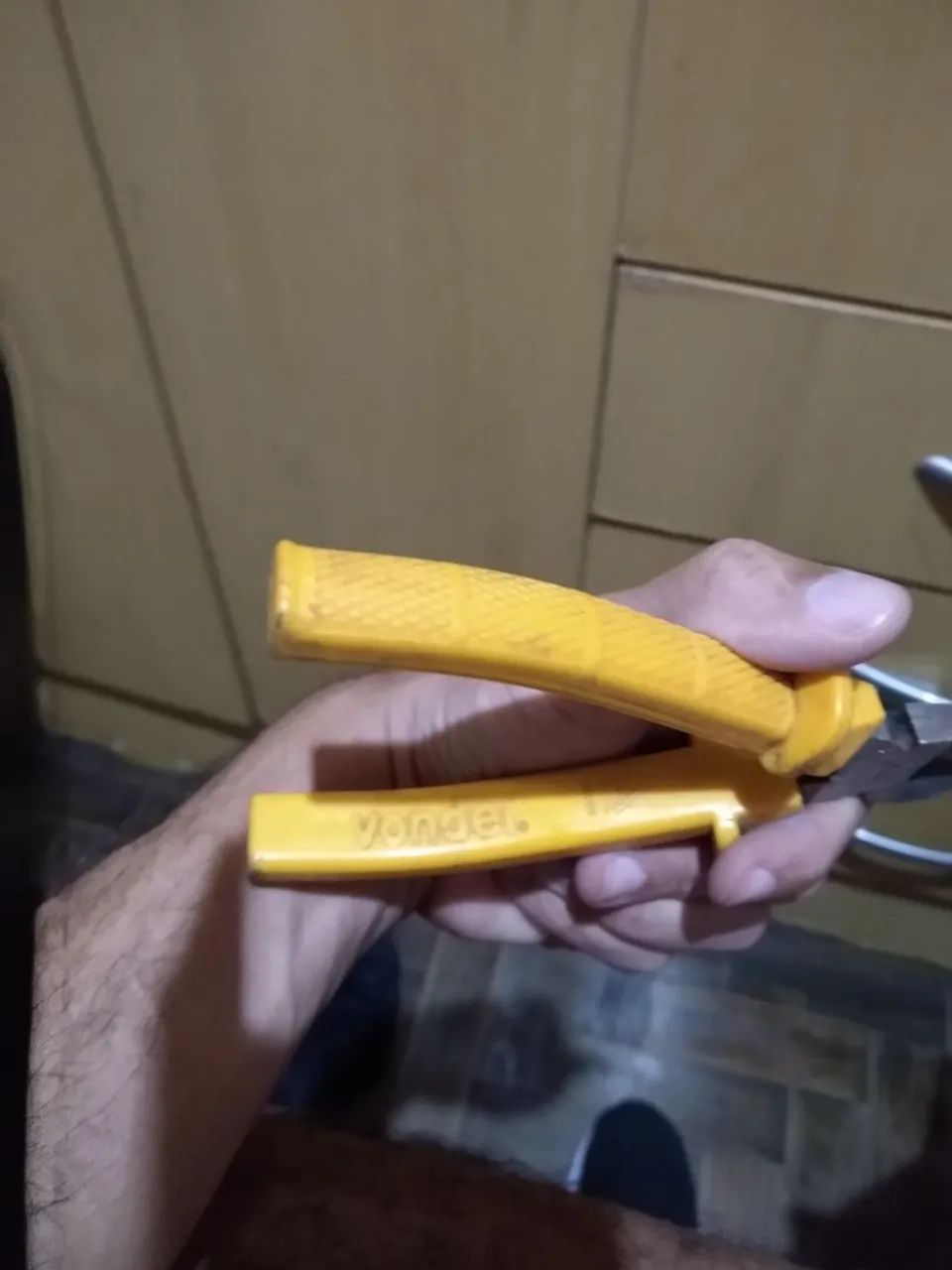 Vendo alicate de corte marca Vonder  - Foto 5
