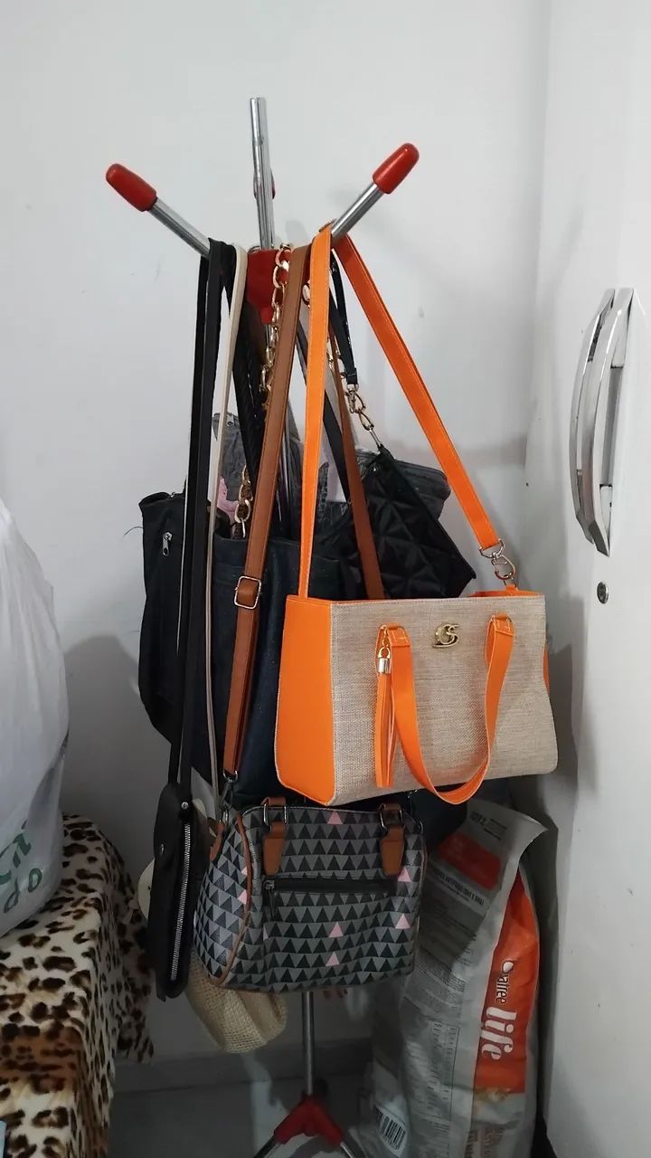 Bolsas e Sandálias - Foto 3