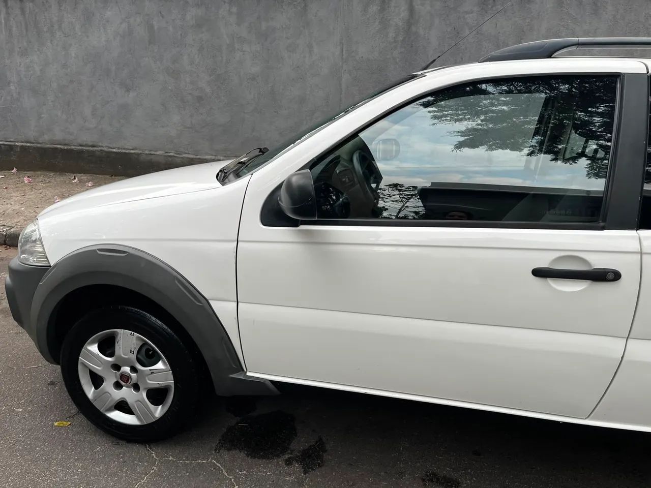 Fiat Strada Working Celeb.1.4 Fire Flex 8V CD 2016 - Foto 2