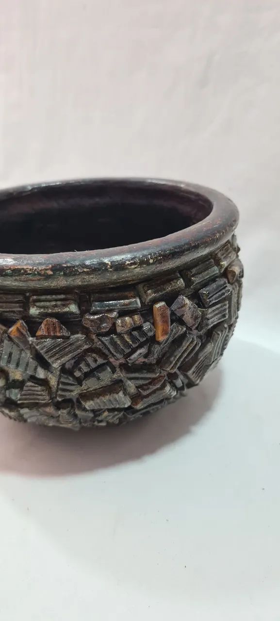 Vaso de Cerâmica Esculpido - Foto 2