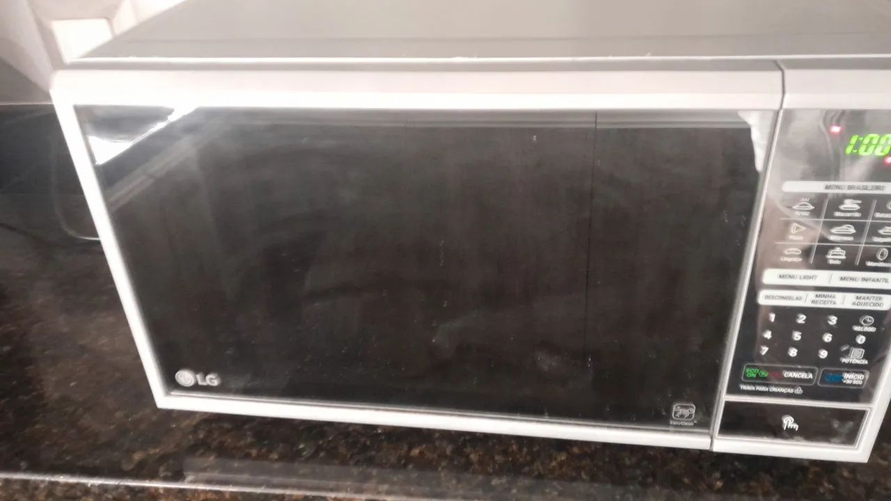 Micro-ondas LG 28 litros 