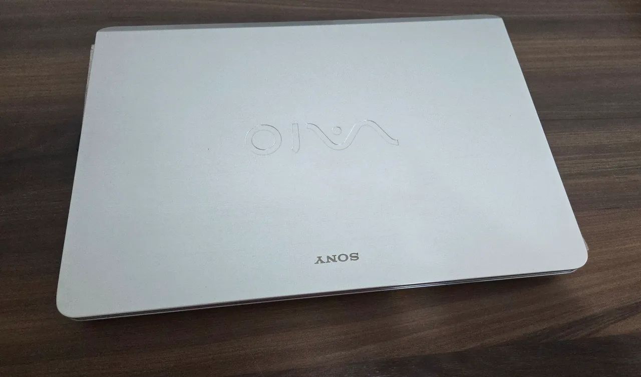 Notebook Sony Vaio Modelo SVF14AA1QX Touchscreen Usado - Foto 3