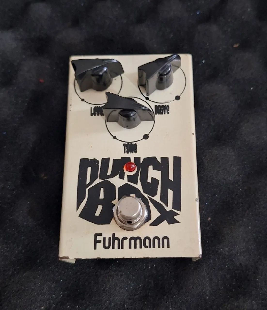 Pedal overdrive Punch box