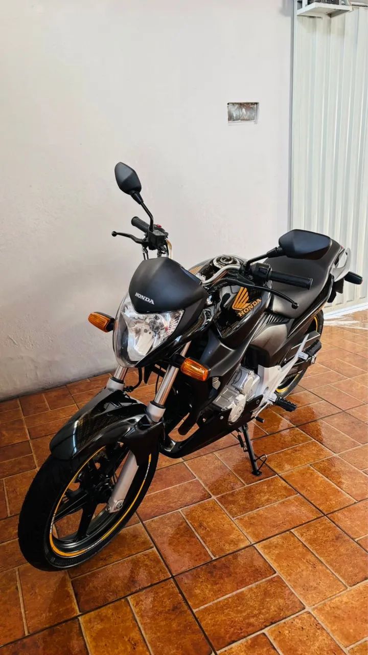 CB300R 2° DONO - Foto 4