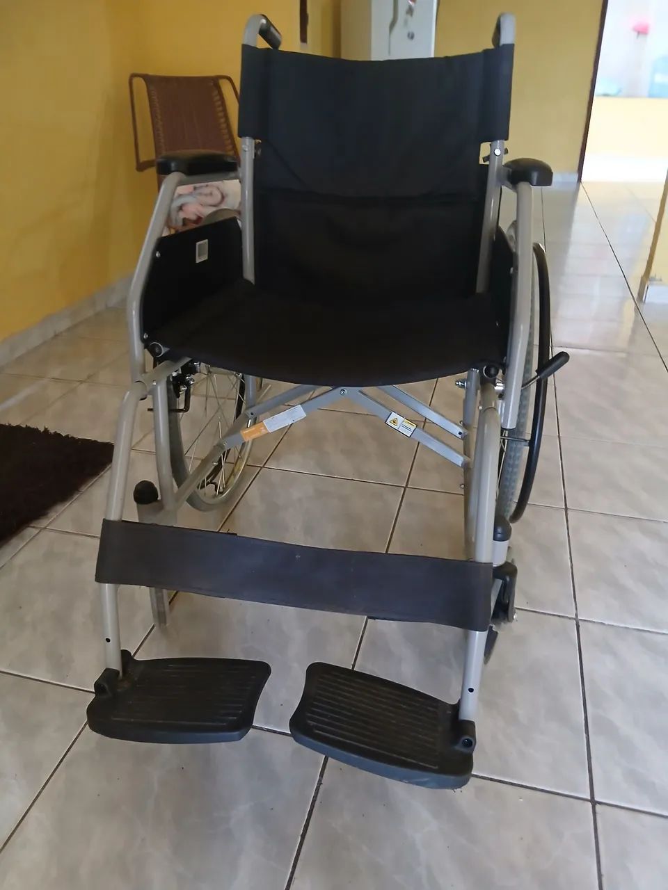 Cadeira  de roda  - Foto 2