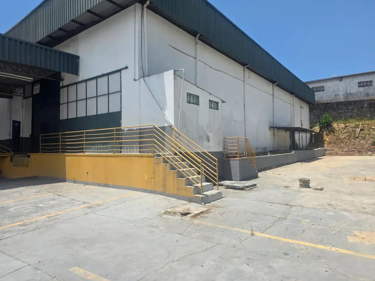 Galpão 700m²/ Distrito Industrial/ habite-se - Foto 5