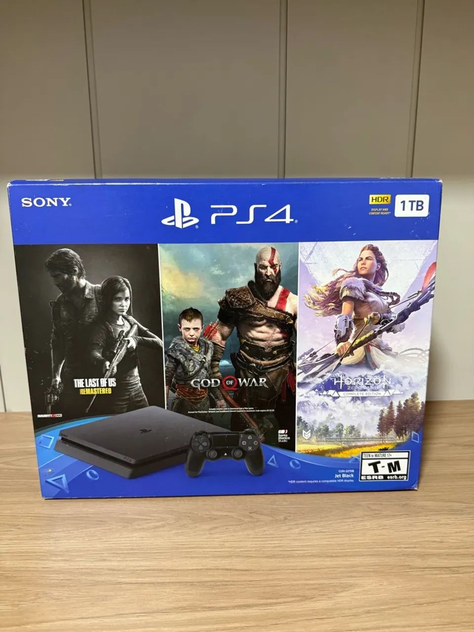 PS4 1tb com caixa e 3 jogos - Foto 4