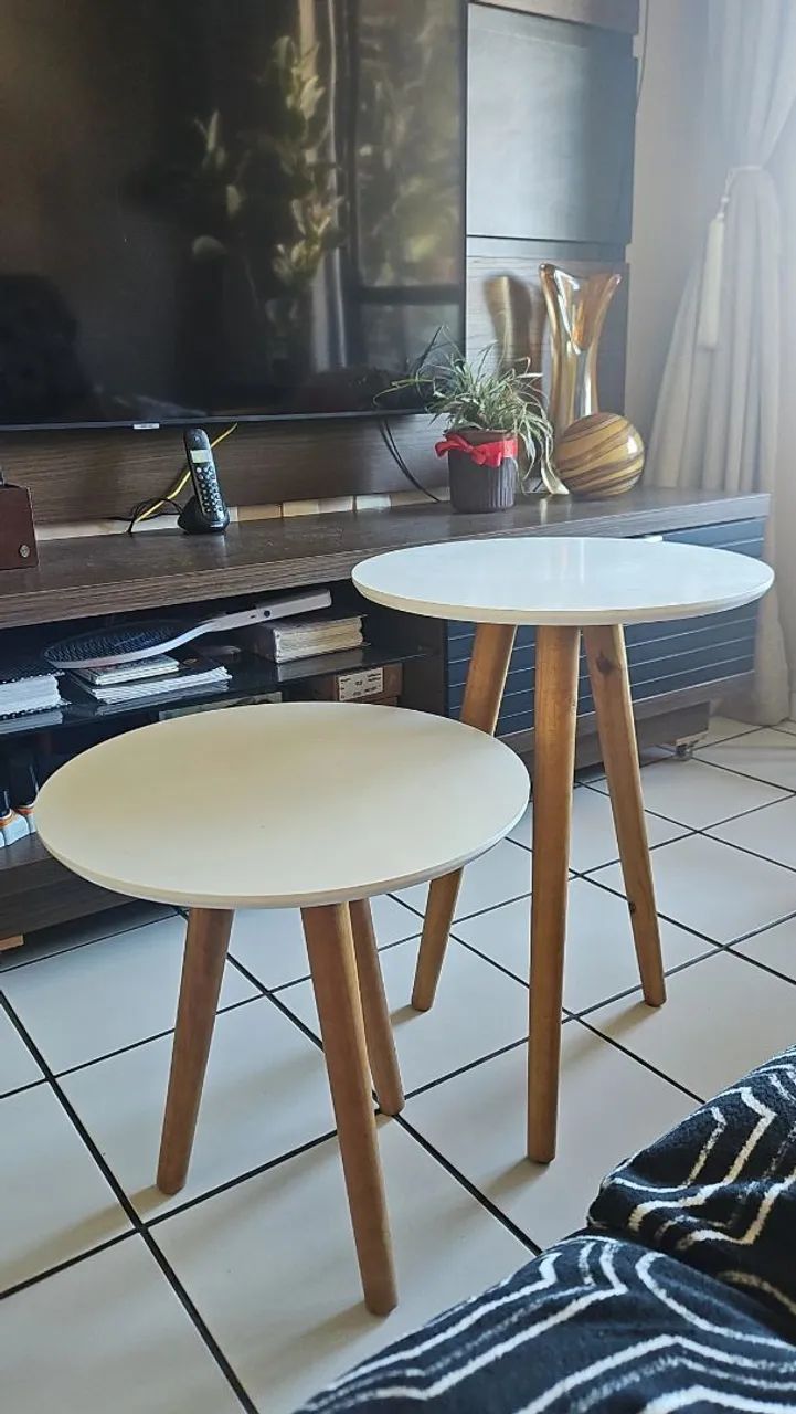 CONJUNTO DE 2 MESAS DE APOIO - Foto 2