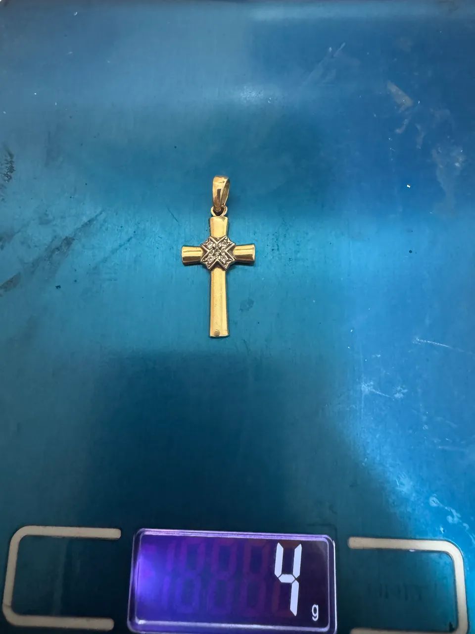 Pingente de Crucifixo de ouro 18K maciço   - Foto 4