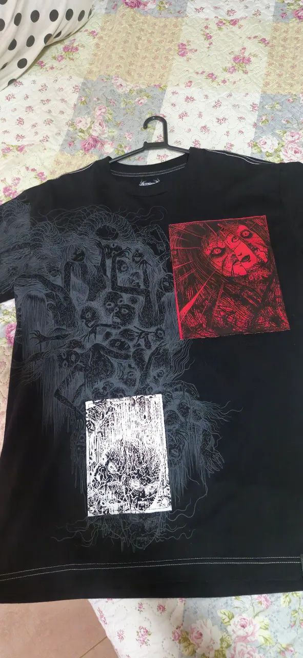 Camiseta Junji Ito Alternazero Nova