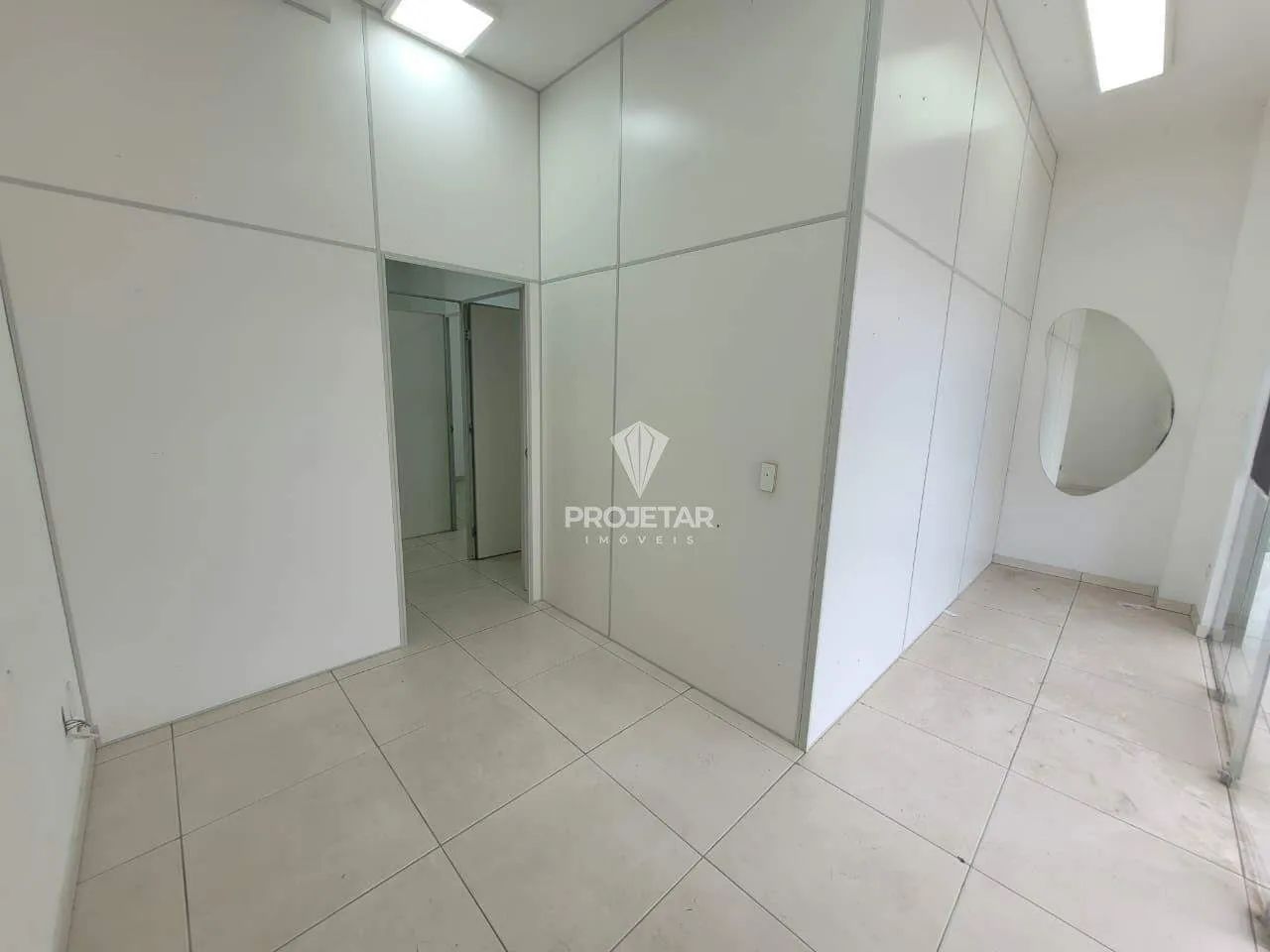 Sala Comercial Disponível Para Locação no Centro de Araranguá  SC - Foto 3