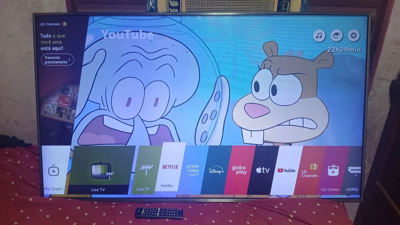 Vendo tv lg 55 polegadas smart valor 350 leia o anúncio  - Foto 2