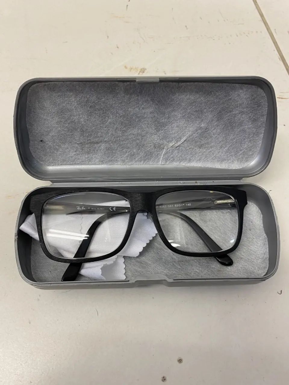 ÓCULOS RAY BAN PRETO