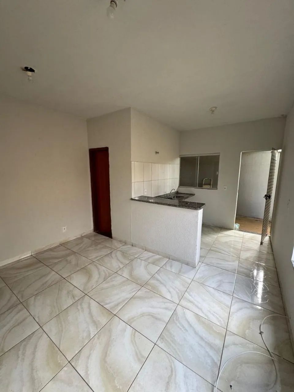 KITNET 407 Sul (localização privilegiada, próxima à pista do  antigo aeroporto) - Foto 5