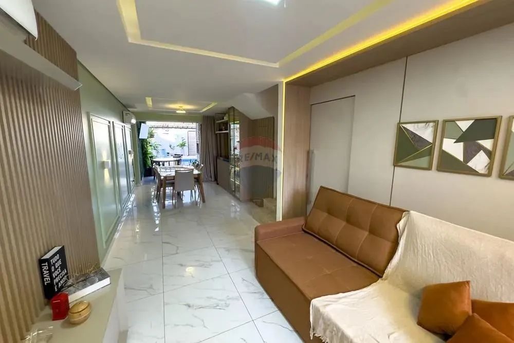 EXCELENTE CASA DUPLEX EM RUA PÚBLICA - Foto 5