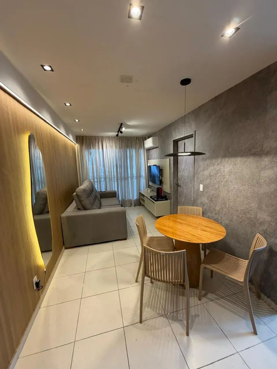 PS ALUGO APTO QUARTO E SALA COM VARANDA em Jatiúca - Maceió - AL