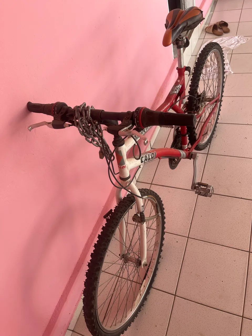 Bicicleta - Trocar câmara de ar  - Foto 4