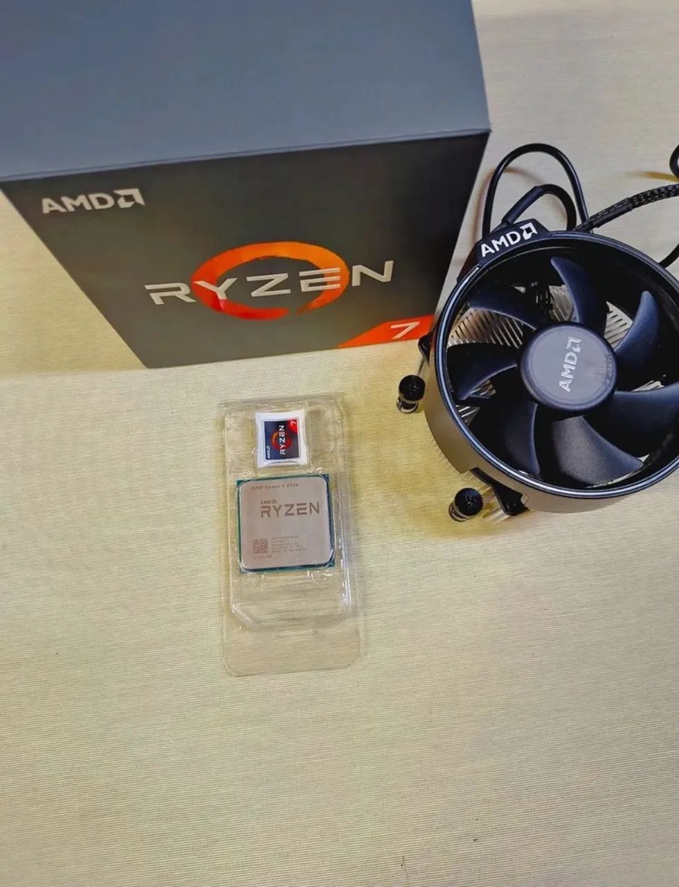 Rayzen 7 2700 + cooler original