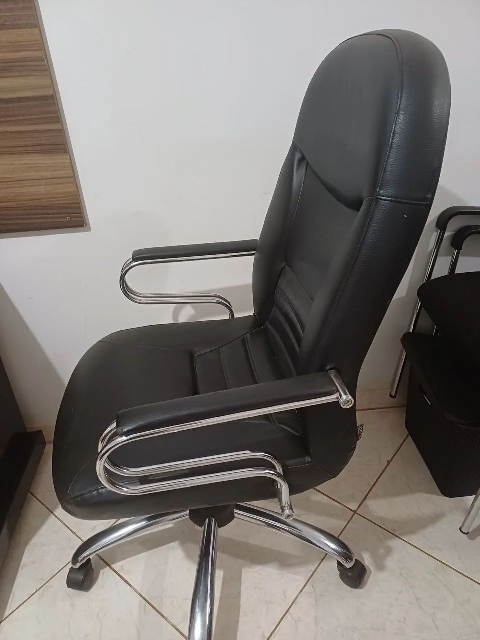 Cadeira executiva - Foto 3