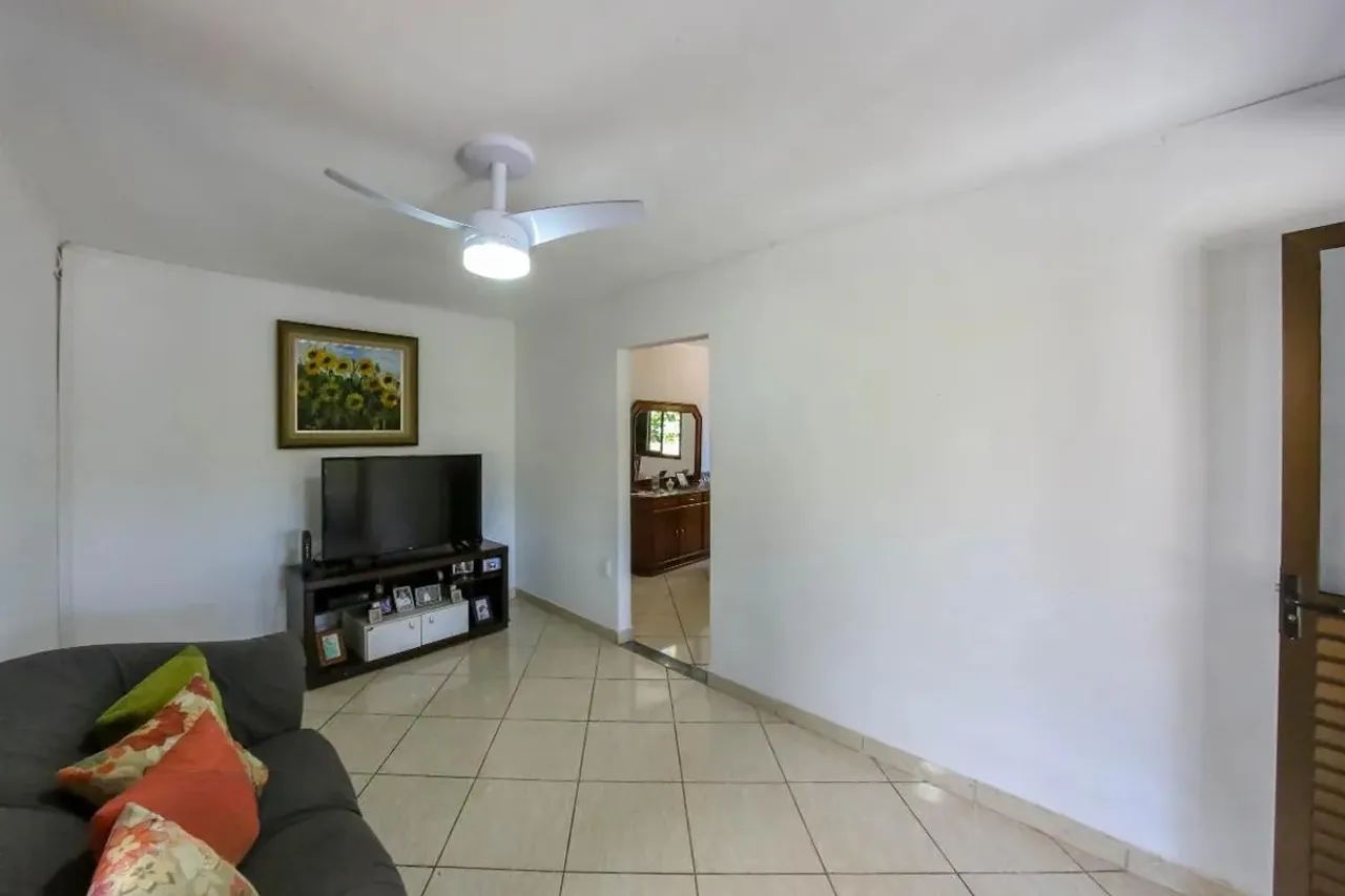 Casa à Venda - Ermelinda, 3 Quartos, 700 m2 - Foto 2