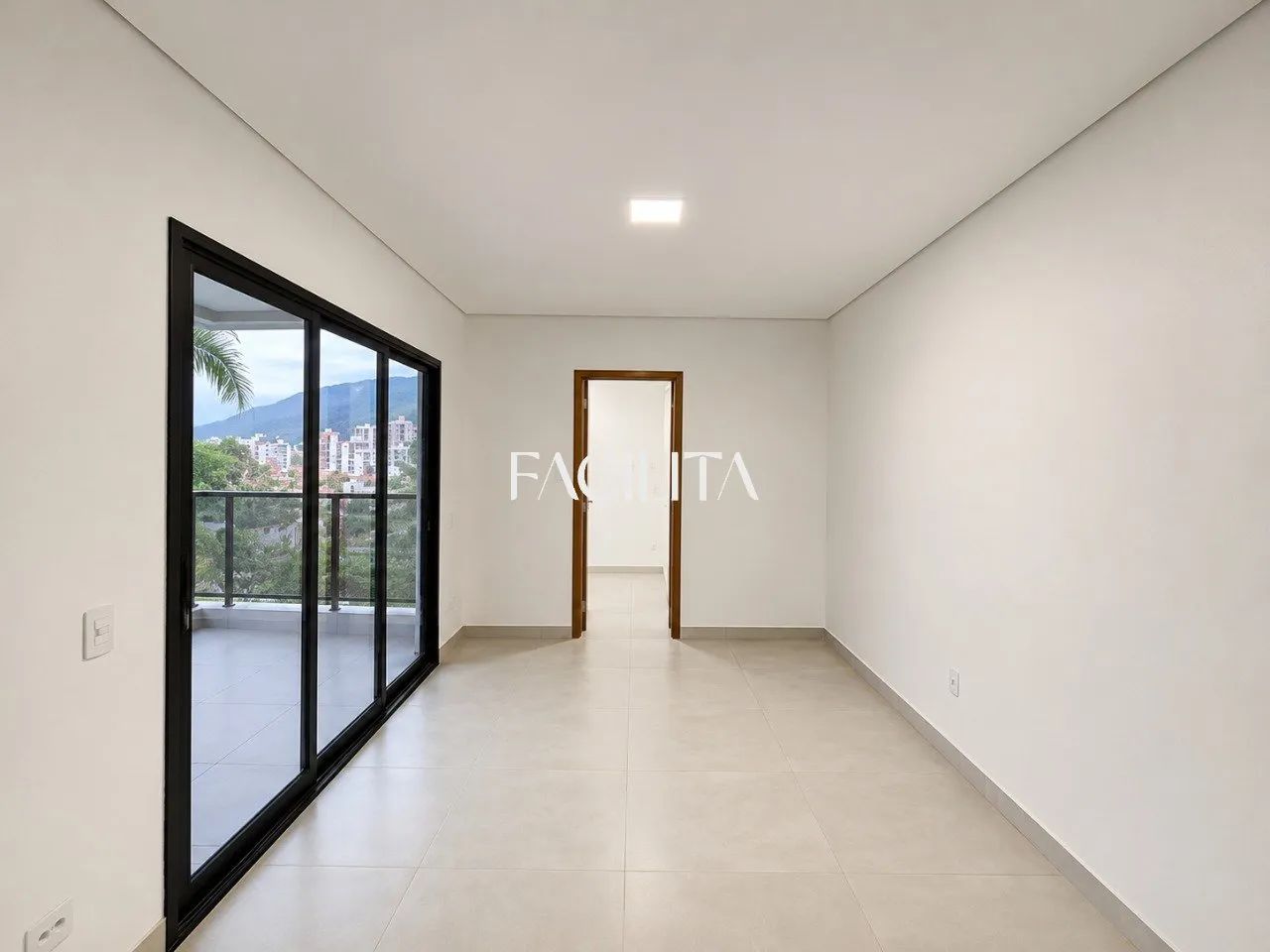 Casa com 5 quartos no bairro Itacorubi, Florianópolis. - Foto 5