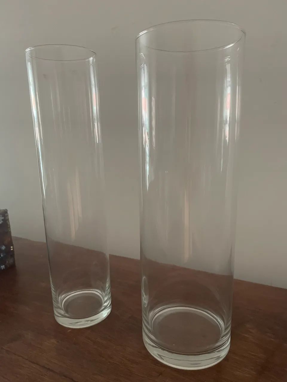 02 Vasos Vidro lindo decoração 12d e 9d x 28 altura  - Foto 3