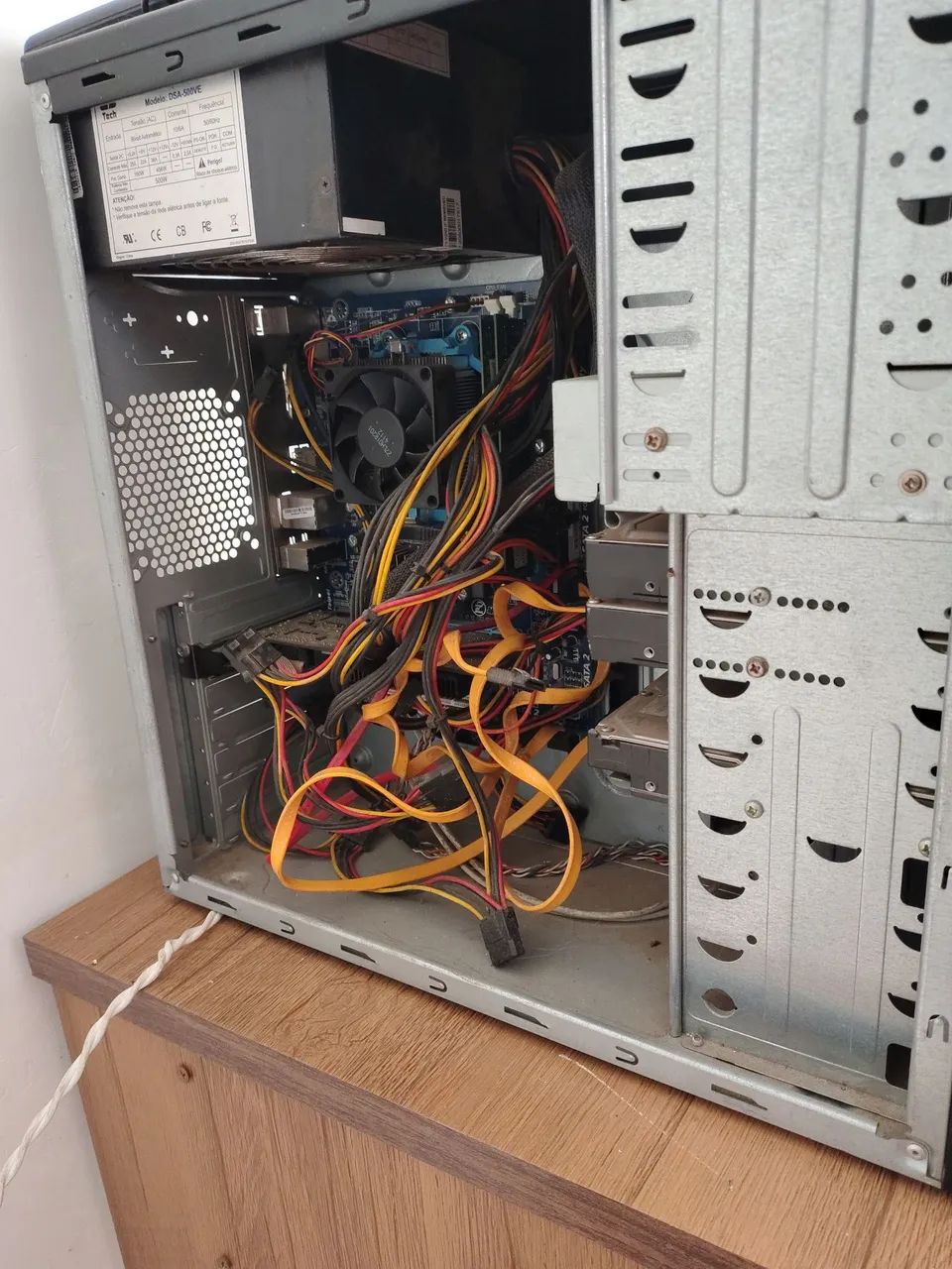 Vendo computador de mesa usado  - Foto 3