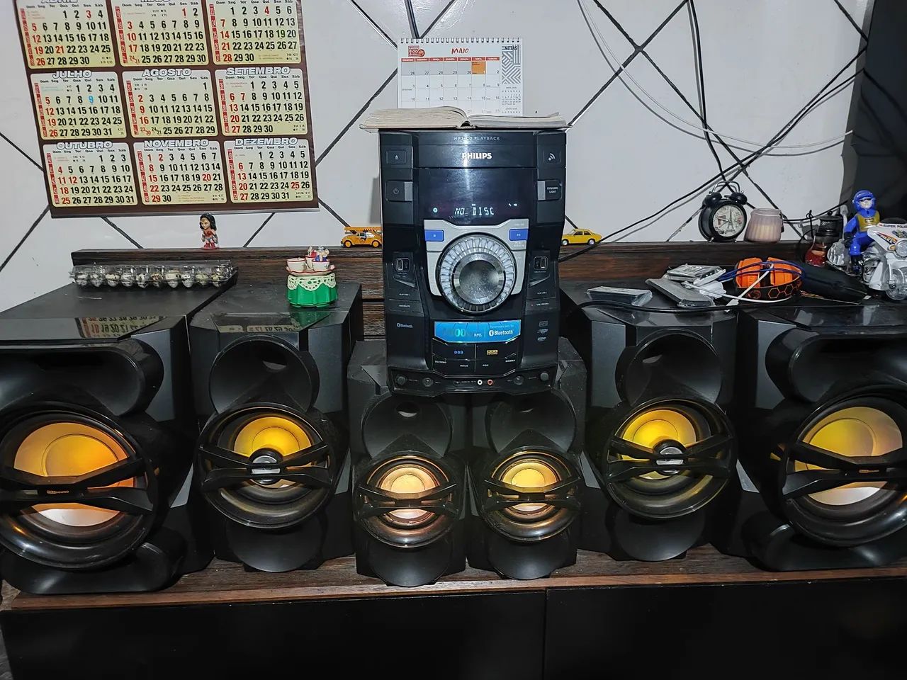 Vendo som Philips 1800rms com bluetooth e controle original