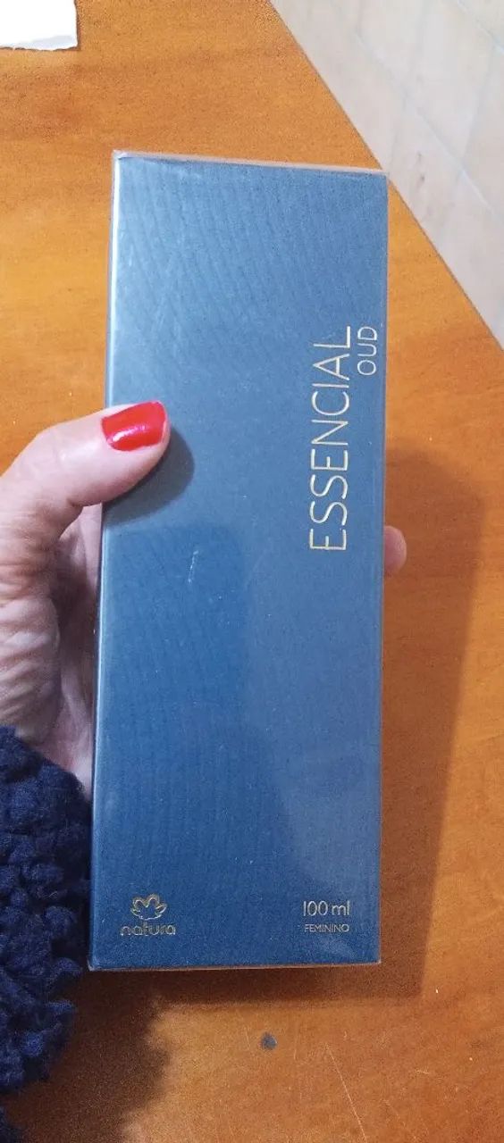 PERFUME NAtURA ESSENCiAL OUD FEMININO 