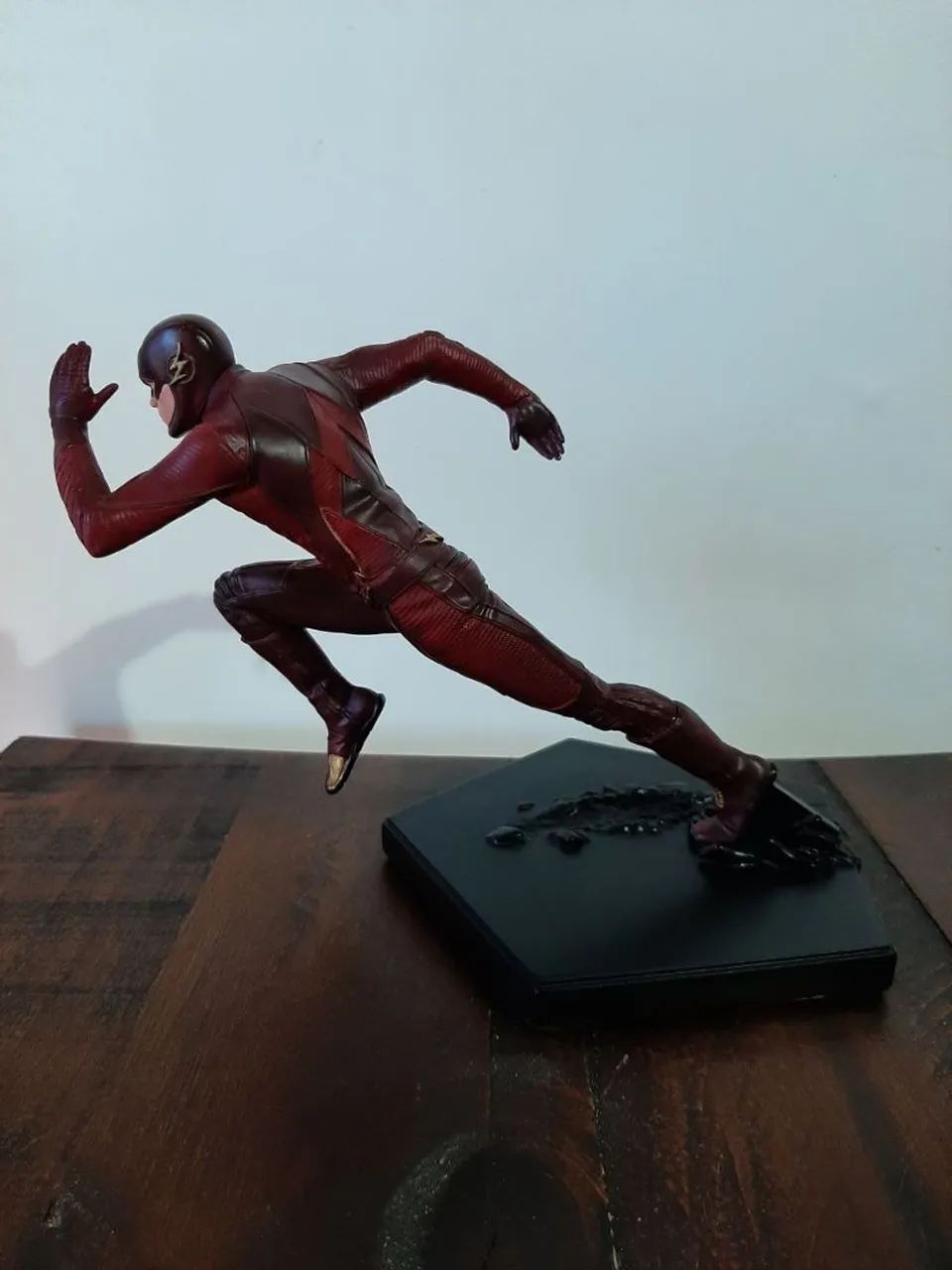 Iron Studios - The Flash CW - Barry Allen (DC comics) - Foto 4