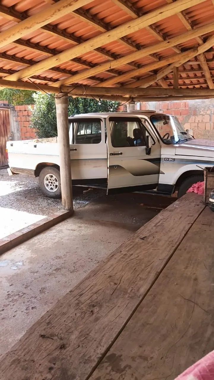 Chevrolet D-20 1989