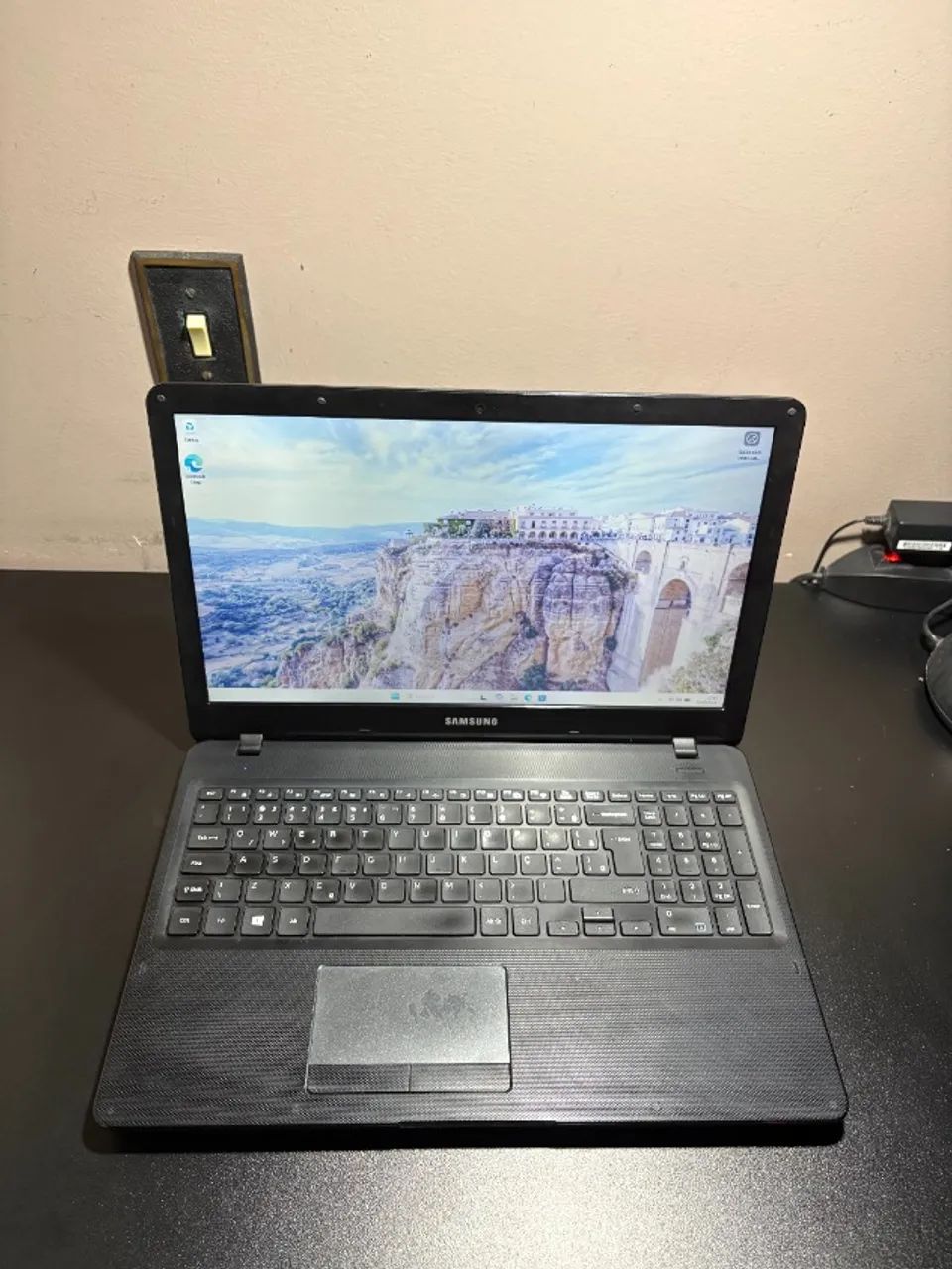 Notebook samsung celeron 3215u + SSD + 4gb ddr4 RAM | Rápido e Revisado - Foto 2