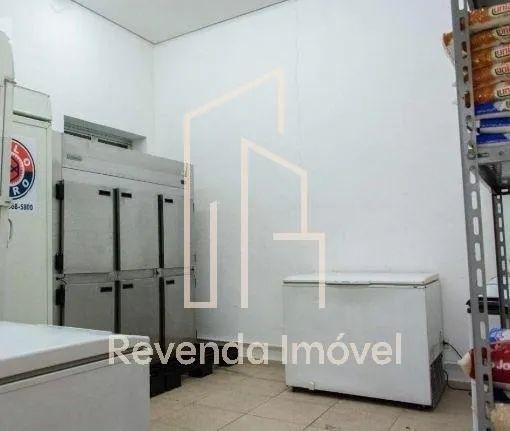 Prédio Comercial com 500m no Real parque