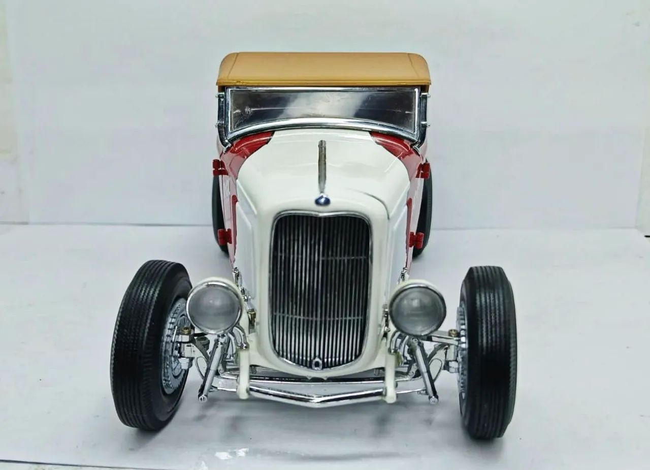 Miniatura Ford So-Cal Speedster Hot Rod 1/18 - Foto 3