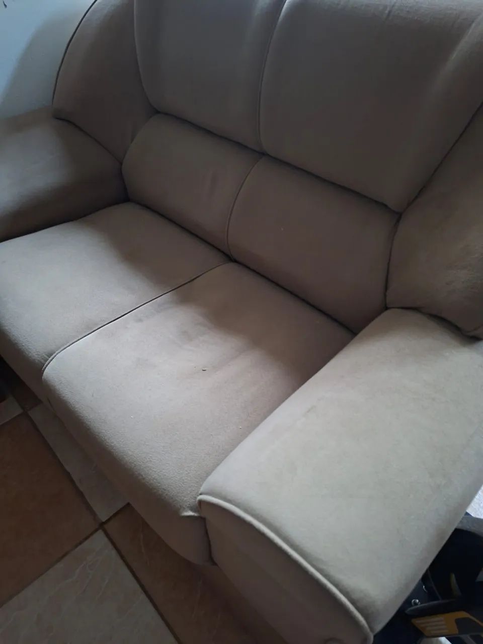 Sofá dois lugares 