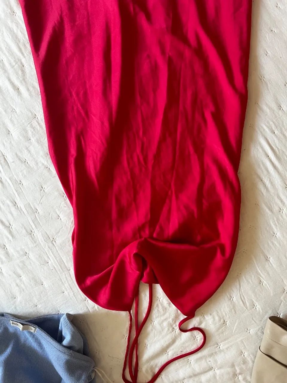 Vestido vermelho acetinado MIRAK - Foto 2