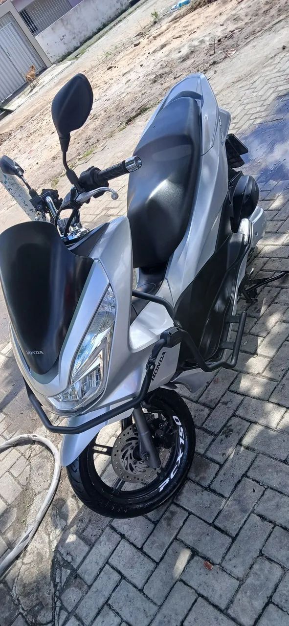 PCX MUITO NOVA