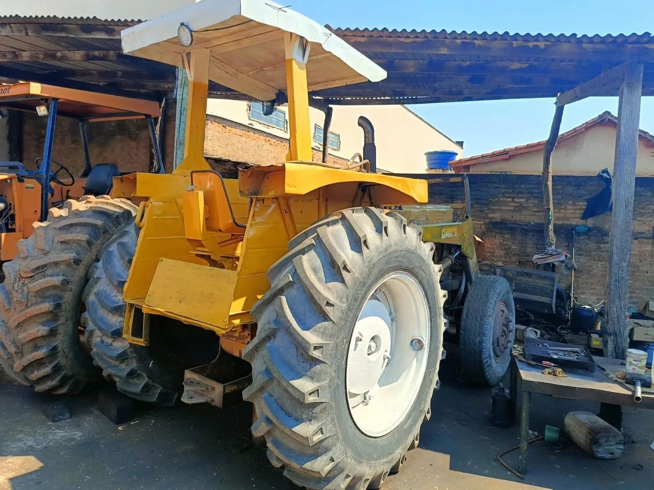 Trator tbt 2105 com lamina  - Foto 2