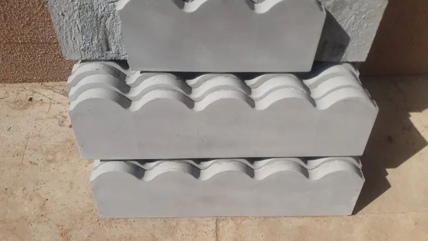 meio fio de jardim 80x25x4 cm, 80x25x07 cm e 80x30x10 cm - Foto 6
