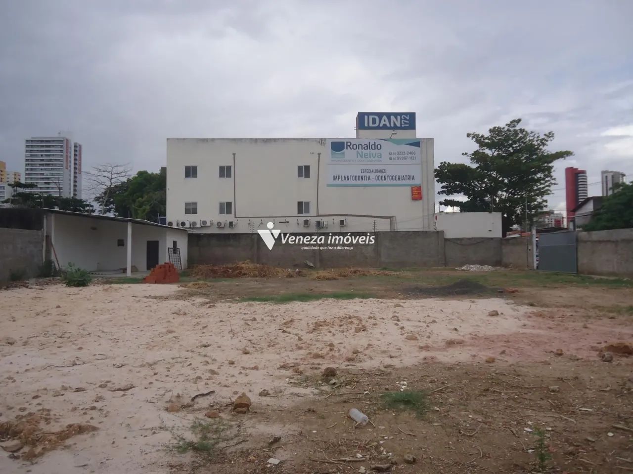 Terreno Comercial de esquina para aluguel - Foto 3