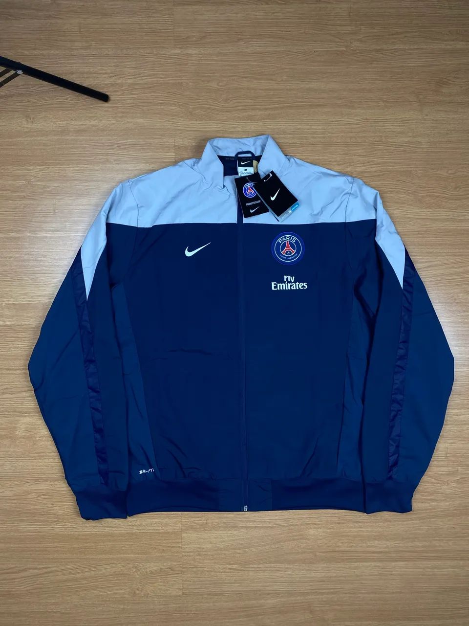Conjunto raro do PSG na etiqueta desde 2013 - Foto 3
