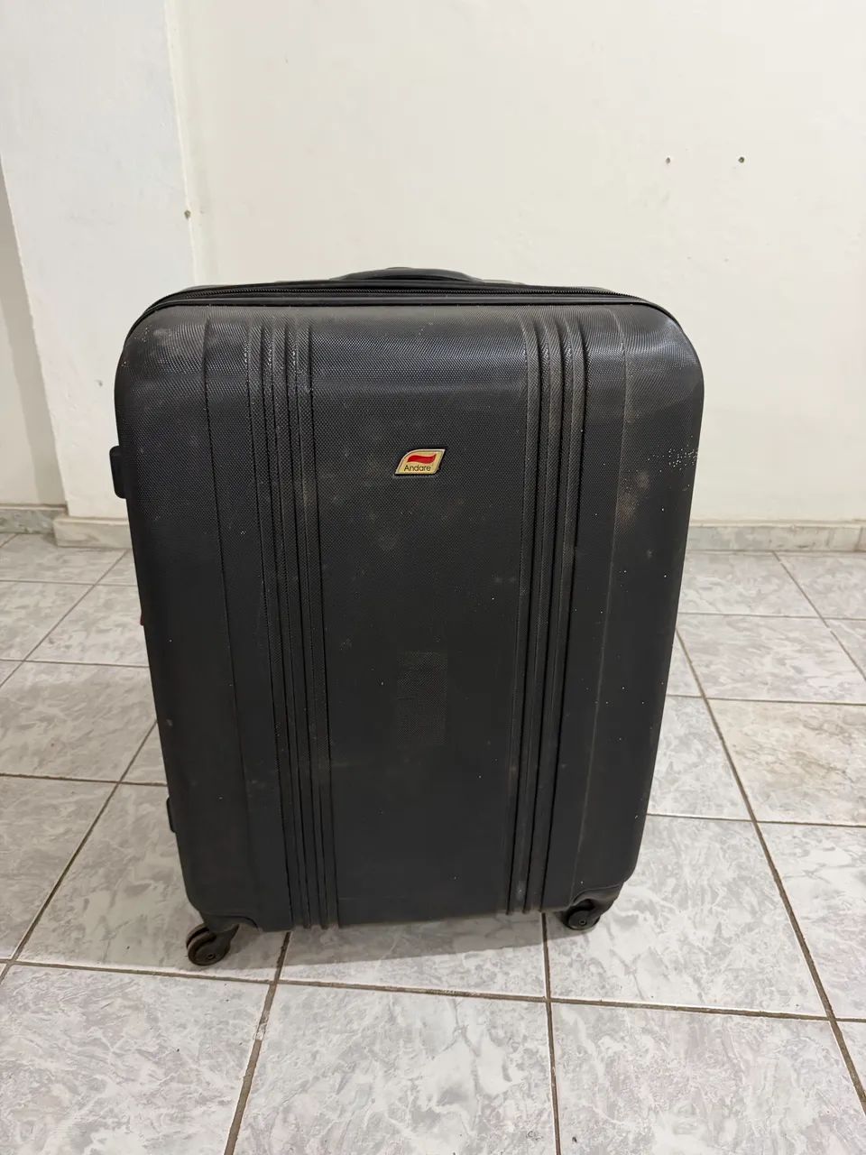 Mala de viagem dura 