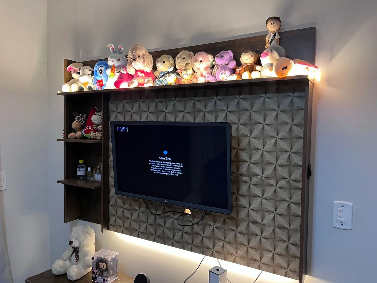 Painel de tv com led + hack - Foto 2