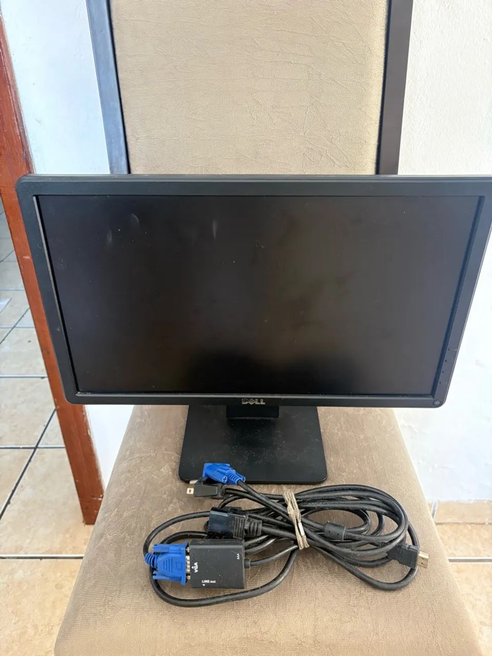 Monitor DELL 60Hz 19 polegadas + cabo VGA e adaptador HDMI + cabo de energia - Foto 4