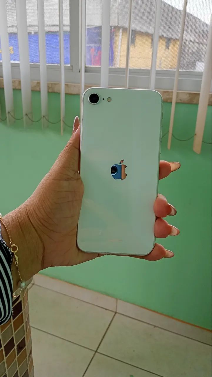 Vende-se iPhone S.E - Foto 4